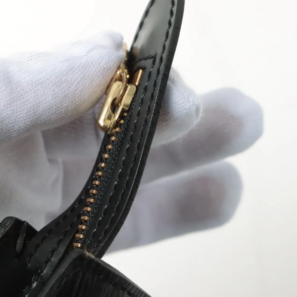 Louis Vuitton Epi Saint Jacques Shopping Bag - M52262 - Picture 10 of 13